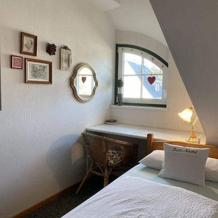 Ferienwohnung Nr 07 Og Spitzboden Born Exteriér fotografie
